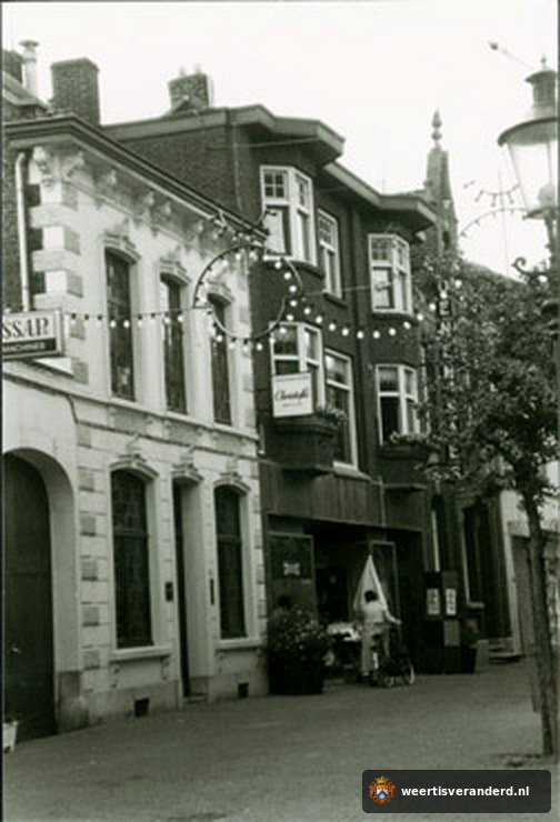 Fabriek van Jos Poell achter de Maasstraat