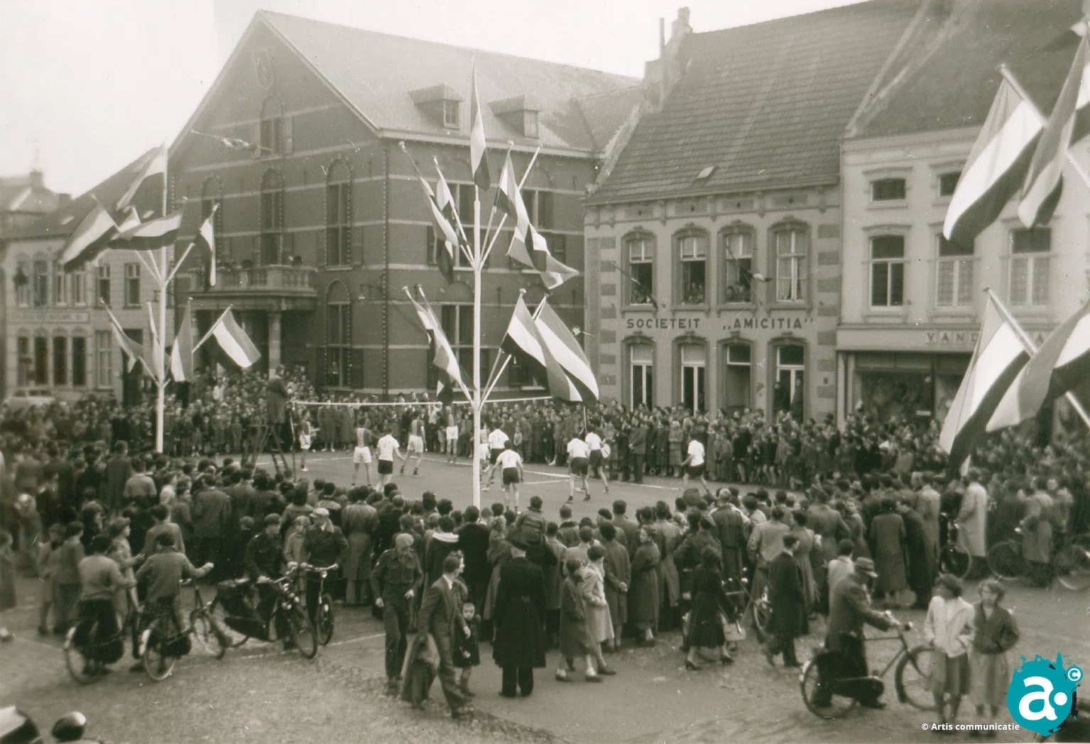 1960 - bevrijdingsfeesten Markt Weert