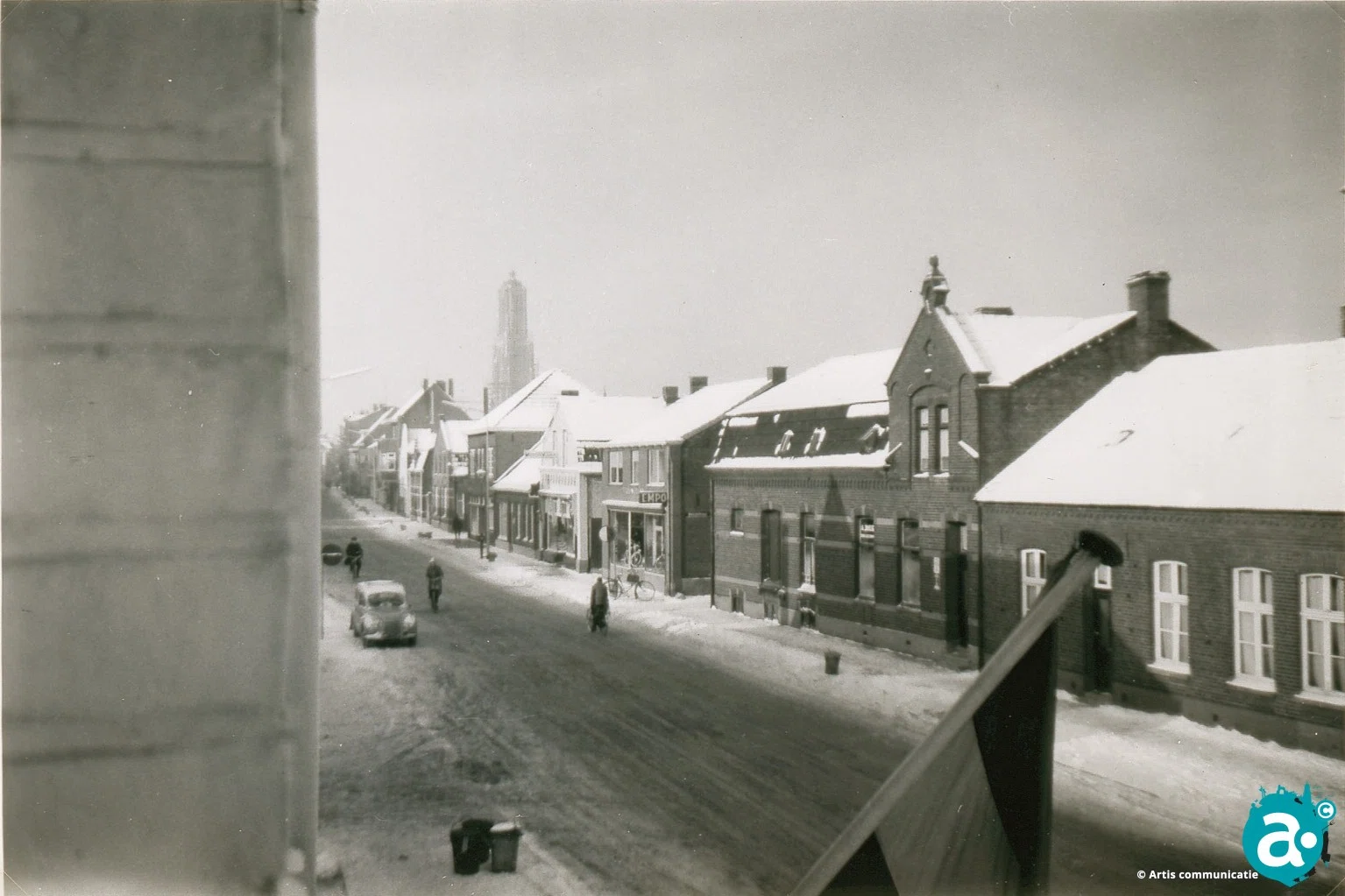 Nieuwe toren Martinuskerk in aanbouw