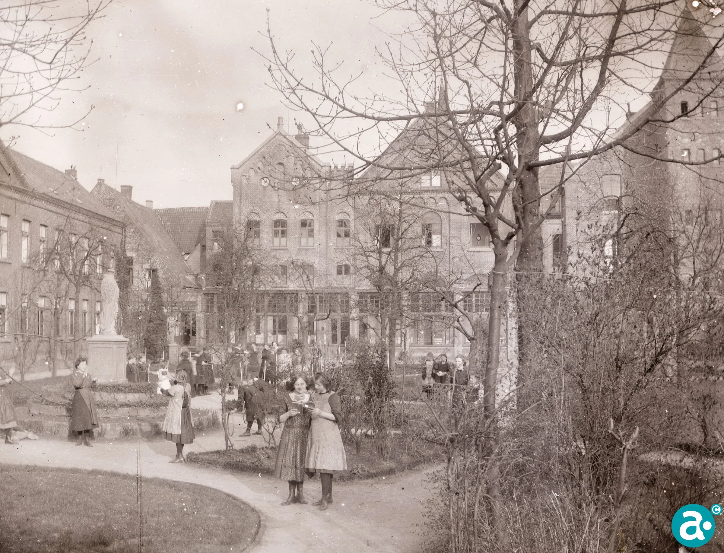 Tuin zusters Ursulinen klooster Langstraat