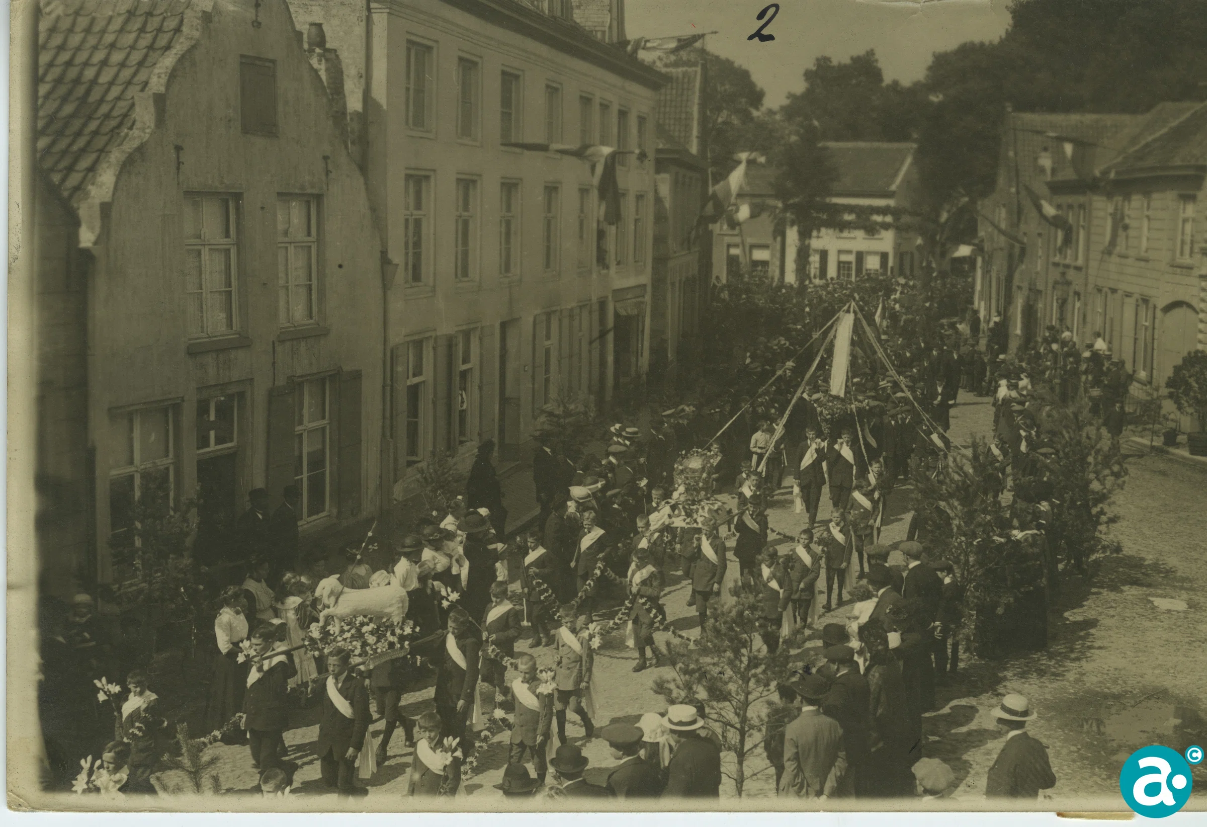 processie 'Gouden jubileum Martelaren van Gorcum'