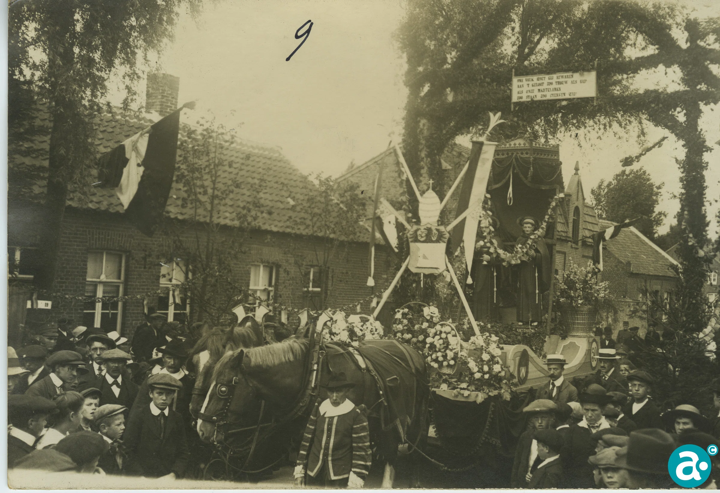 processie 'Gouden jubileum Martelaren van Gorcum'