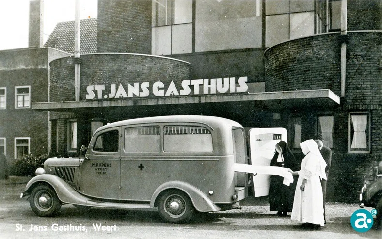 Ambulance van H. Kupers