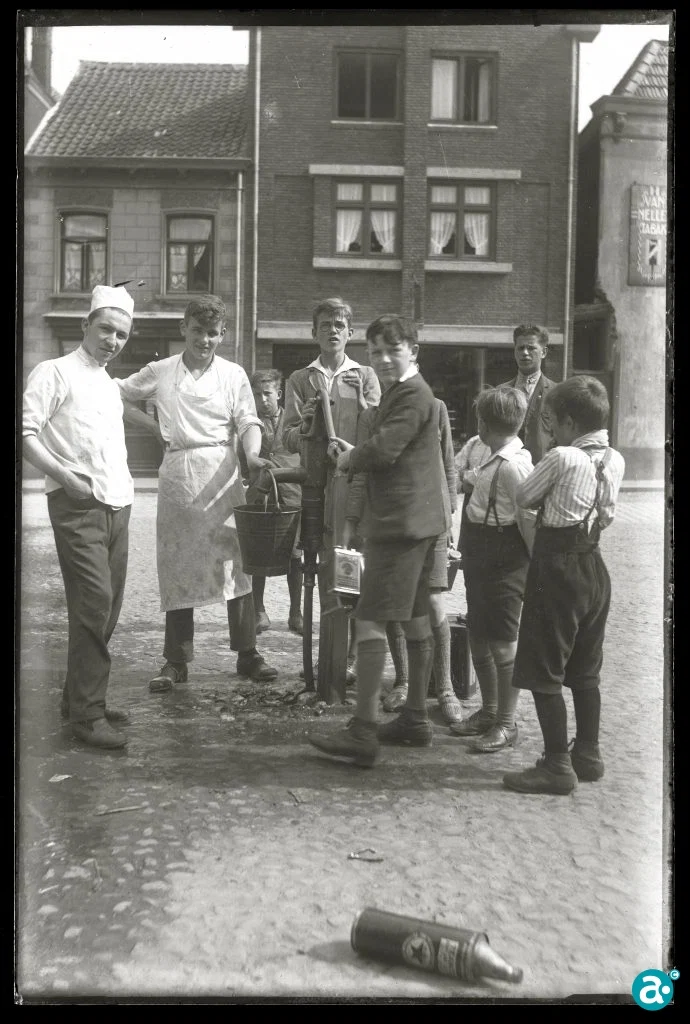 Stadspomp op de Markt uit de collectie Argus